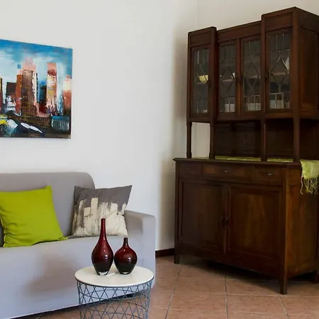 Hintown House On The Lake Shore شقة نيسّو